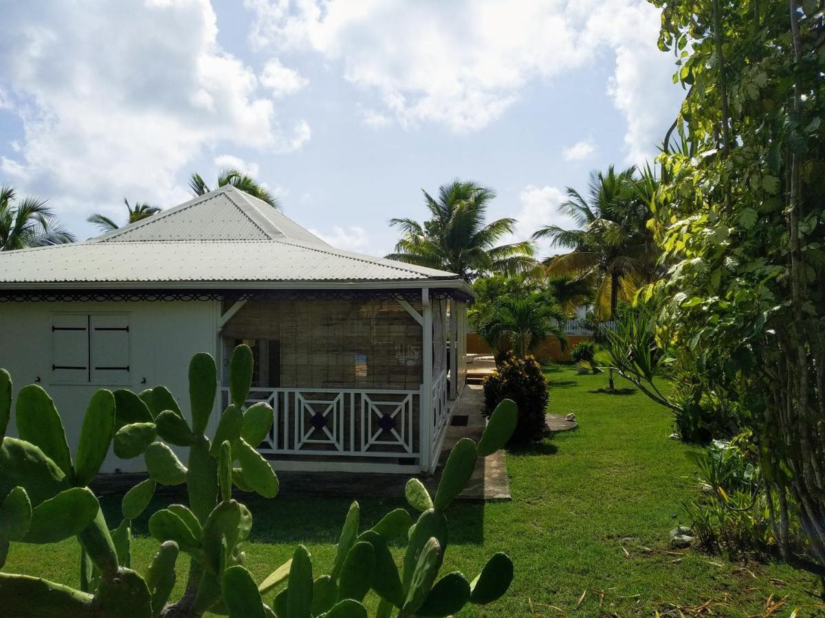 Villa & Bungalow Fleur De Coco แซนต์-อาน ภายนอก รูปภาพ